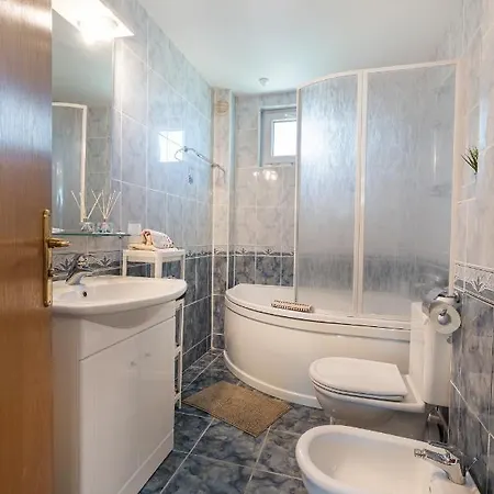 костадинов Varna