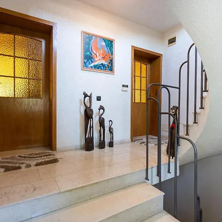 Affittacamere костадинов 3*