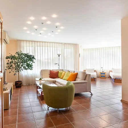 בית הארחה костадинов וארנה