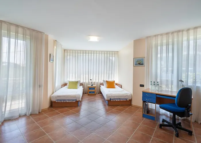 بيت ضيافة костадинов فارنا